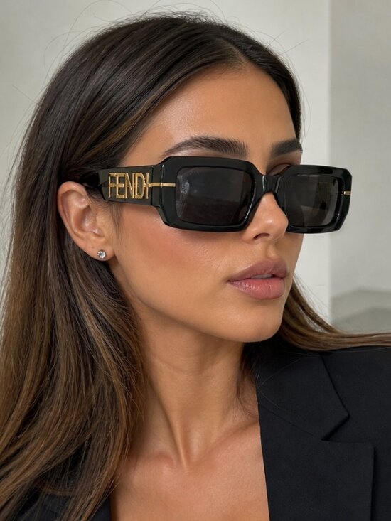 The Unbranded Brand Accessories - Black Oversized Square Sunglasses Gold Logo Accent Statement Frame